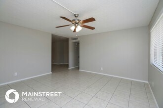 2210 E Claire Dr in Phoenix, AZ - Building Photo - Building Photo