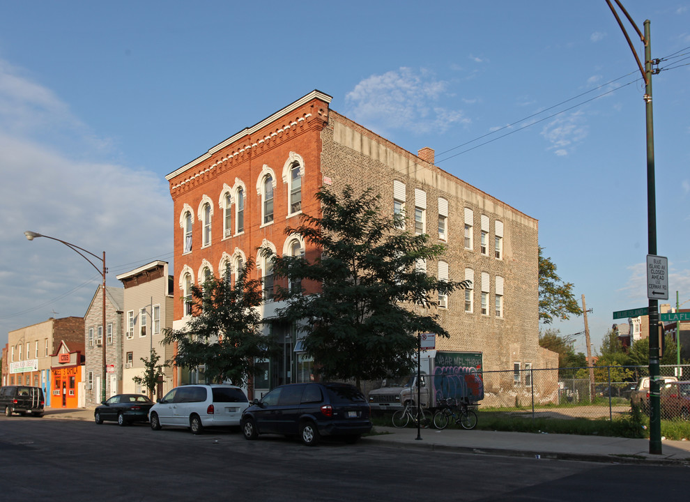 Casa del Sol in Chicago, IL - Foto de edificio