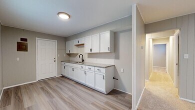 12409 Brookfield Ave in Cleveland, OH - Building Photo - Building Photo