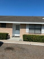 700 W Fern Ave, Unit 22 in McAllen, TX - Building Photo