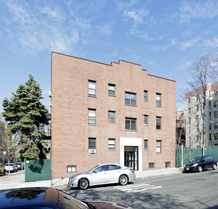 2901 Matthews in Bronx, NY - Building Photo