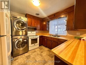 63 Thompson Ave in Thorold, ON - Building Photo - Building Photo