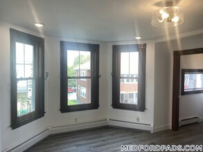10 Fairmount St in Medford, MA - Building Photo - Building Photo