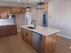 750 NE Whistle Way in Prineville, OR - Building Photo - Building Photo