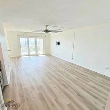 2600 Ocean Shore Blvd, Unit 103 in Ormond Beach, FL - Foto de edificio - Building Photo