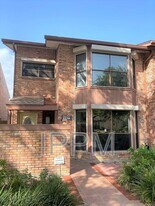 5320 Guava Dr in Harlingen, TX - Building Photo