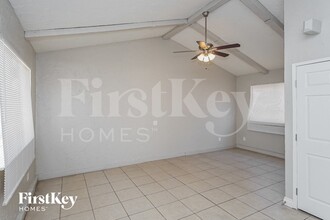 4624 Cinderella Ln in Las Vegas, NV - Building Photo - Building Photo