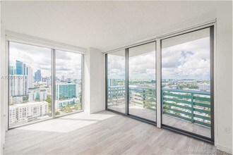 460 NE 28th St-Unit -2508 in Miami, FL - Building Photo - Building Photo