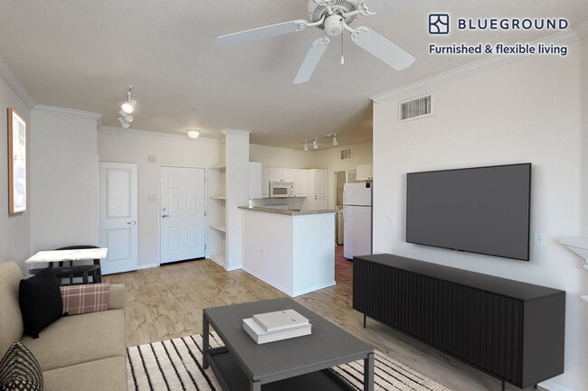 1579 E Jefferson Wy in Simi Valley, CA - Building Photo - Building Photo