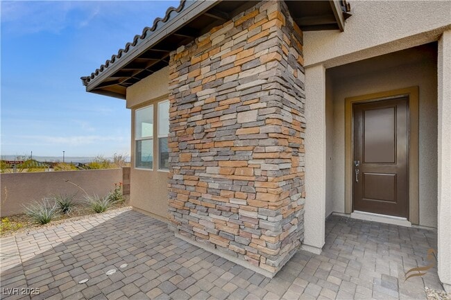 property at 11837 Grassy Pln Ave