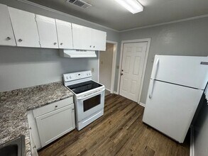 3197 US-29 in Gonzalez, FL - Building Photo - Building Photo