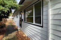 6111 SE Boise St in Portland, OR - Building Photo - Building Photo