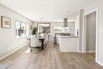 8201 E Piccadilly Rd in Scottsdale, AZ - Building Photo - Building Photo
