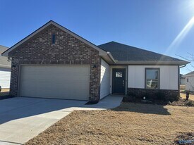 145 Lillian Farms Blvd in Huntsville, AL - Building Photo