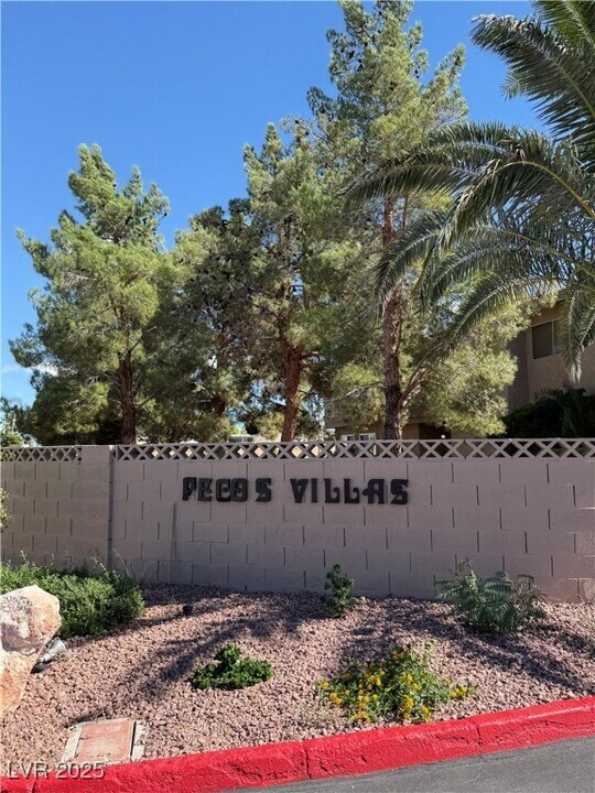 3367 Reka St in Las Vegas, NV - Building Photo