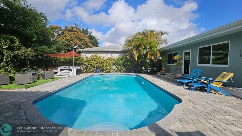 1513 NE 3rd Ave in Fort Lauderdale, FL - Foto de edificio
