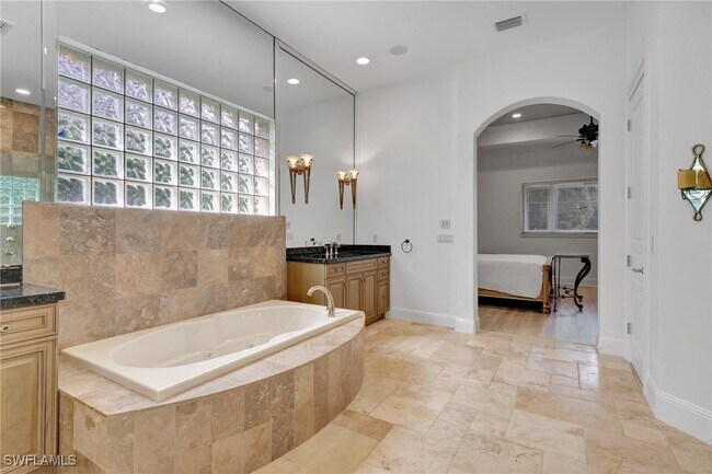 property at 2891 Tiburon Blvd E