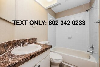 2471 Wellington Dr in Howell, MI - Building Photo - Building Photo