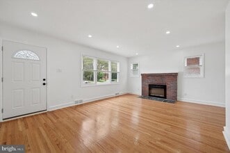 6134 Grant Ave in Pennsauken, NJ - Building Photo - Building Photo