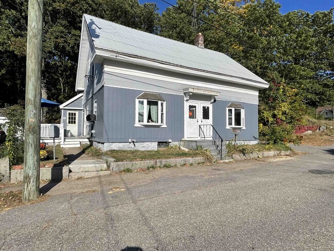 18-20 Harrison St in Laconia, NH - Building Photo - Building Photo