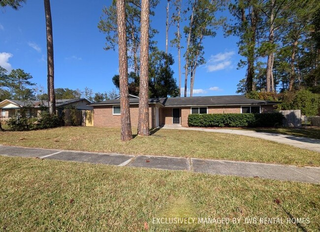 5163 Broken Arrow Dr N in Jacksonville, FL - Building Photo - Building Photo