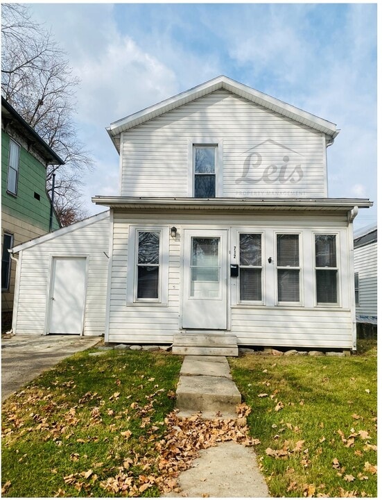 712 E 3rd St in Greenville, OH - Building Photo