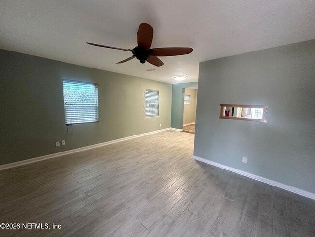 820 3rd Ave N in Jacksonville Beach, FL - Foto de edificio - Building Photo