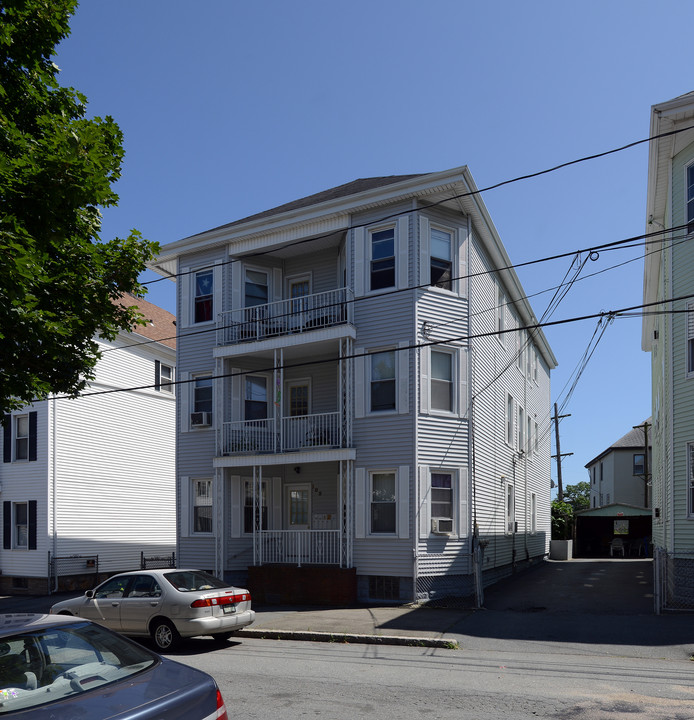 102 Collette St in New Bedford, MA - Building Photo