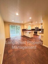 3572 NW Satinwood St in Corvallis, OR - Building Photo - Building Photo