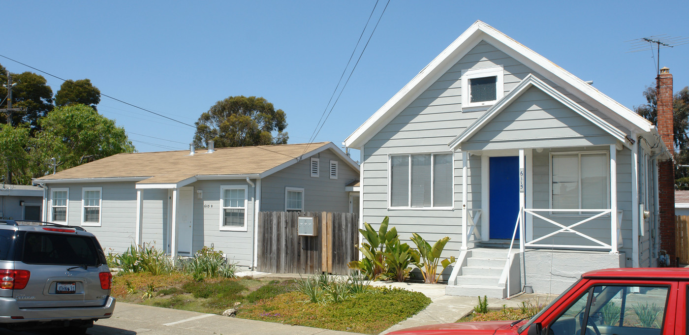 6115 Cypress Ave in El Cerrito, CA - Foto de edificio