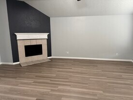 2064 Pecan Creek Dr in Mesquite, TX - Building Photo