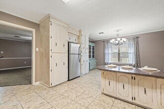 7700 Lee Station Rd in New Iberia, LA - Building Photo - Building Photo