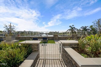 4004 Tradewinds Dr in Oxnard, CA - Building Photo - Building Photo