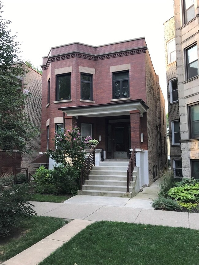 property at 2177 W Giddings St