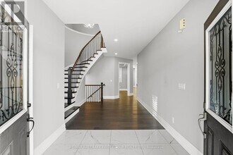 19 Purdy Pl in Clarington, ON - Building Photo - Building Photo