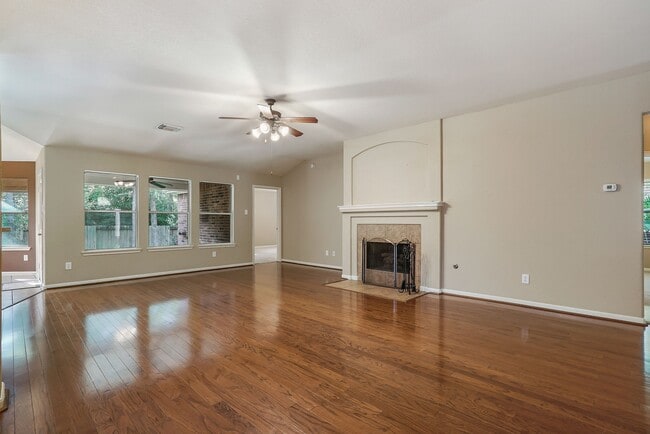 property at 35 Griffin Hill Ct