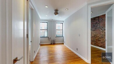 213 E 26th St in New York, NY - Building Photo - Building Photo