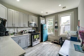 30 Sheffield St-Unit -2 in Jersey City, NJ - Building Photo - Building Photo