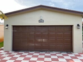 7619 Dilido Blvd in Miramar, FL - Foto de edificio - Building Photo