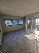 200 Carroll St in Pawnee, IL - Building Photo - Building Photo
