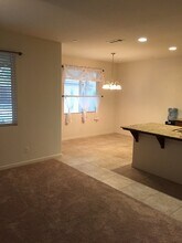 896 Legend Dr in Lemoore, CA - Building Photo - Building Photo