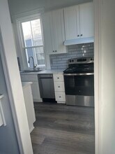 111 E 39th St in Savannah, GA - Foto de edificio - Building Photo