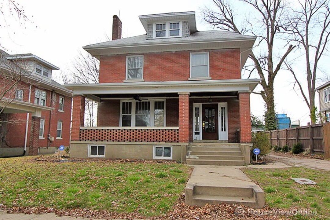 339 N Park Ave in Cape Girardeau, MO - Building Photo