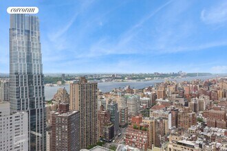 101 W 67th St in New York, NY - Building Photo - Building Photo