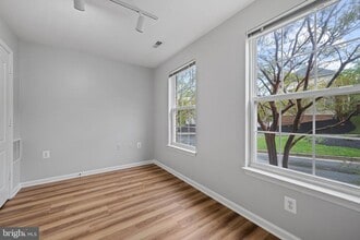 556 Rhapsody Ct in Cockeysville, MD - Building Photo - Building Photo