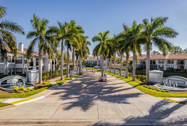 The Club At Feathersound in Clearwater, FL - Building Photo - Building Photo