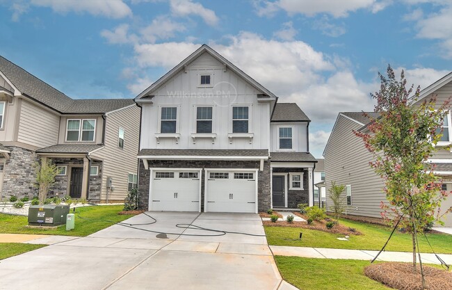 561 Scotch Meadows Loop