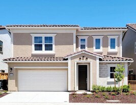 4404 Sierra Pine Way in Rocklin, CA - Building Photo