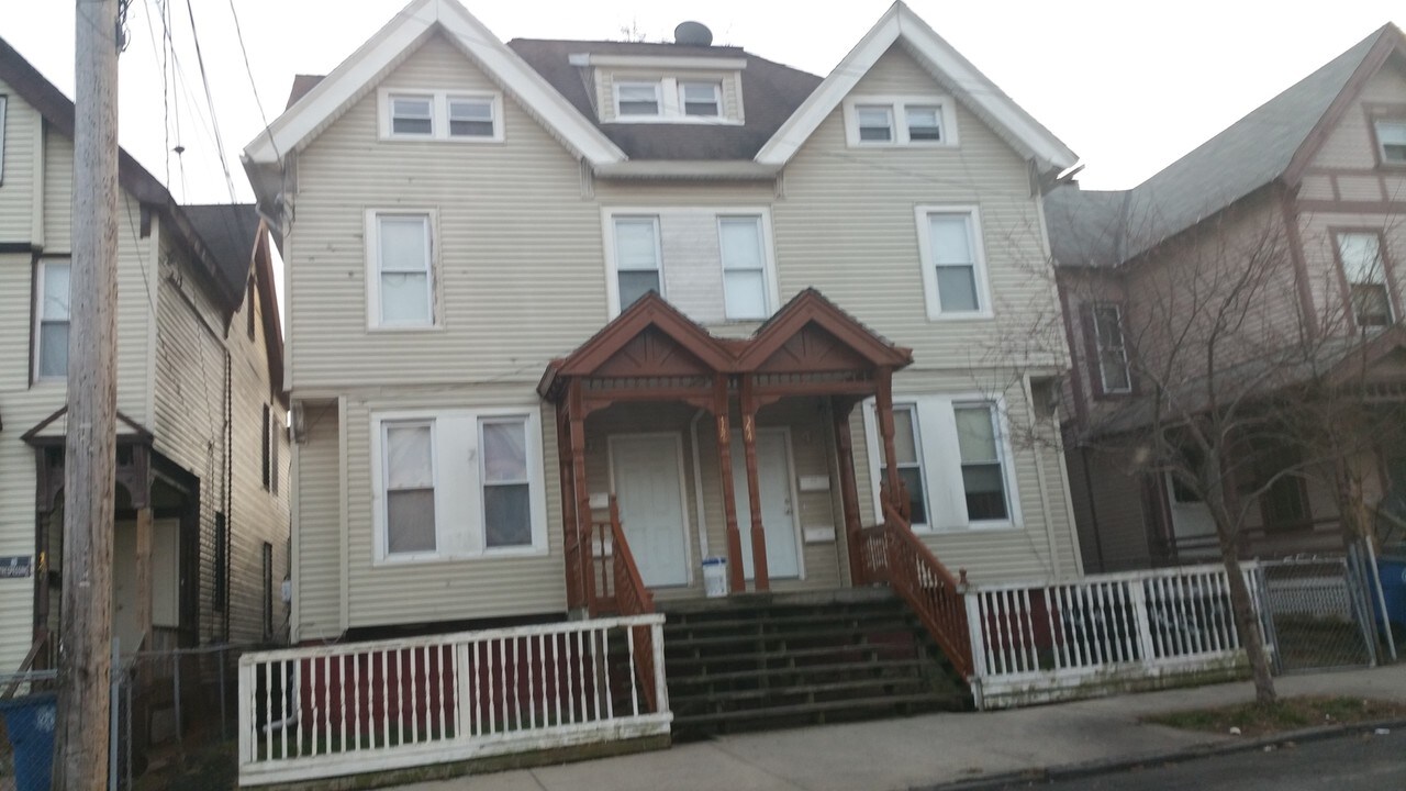 142-144 Portsea St in New Haven, CT - Foto de edificio