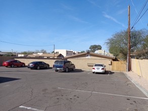 Papago Square in Phoenix, AZ - Building Photo - Building Photo